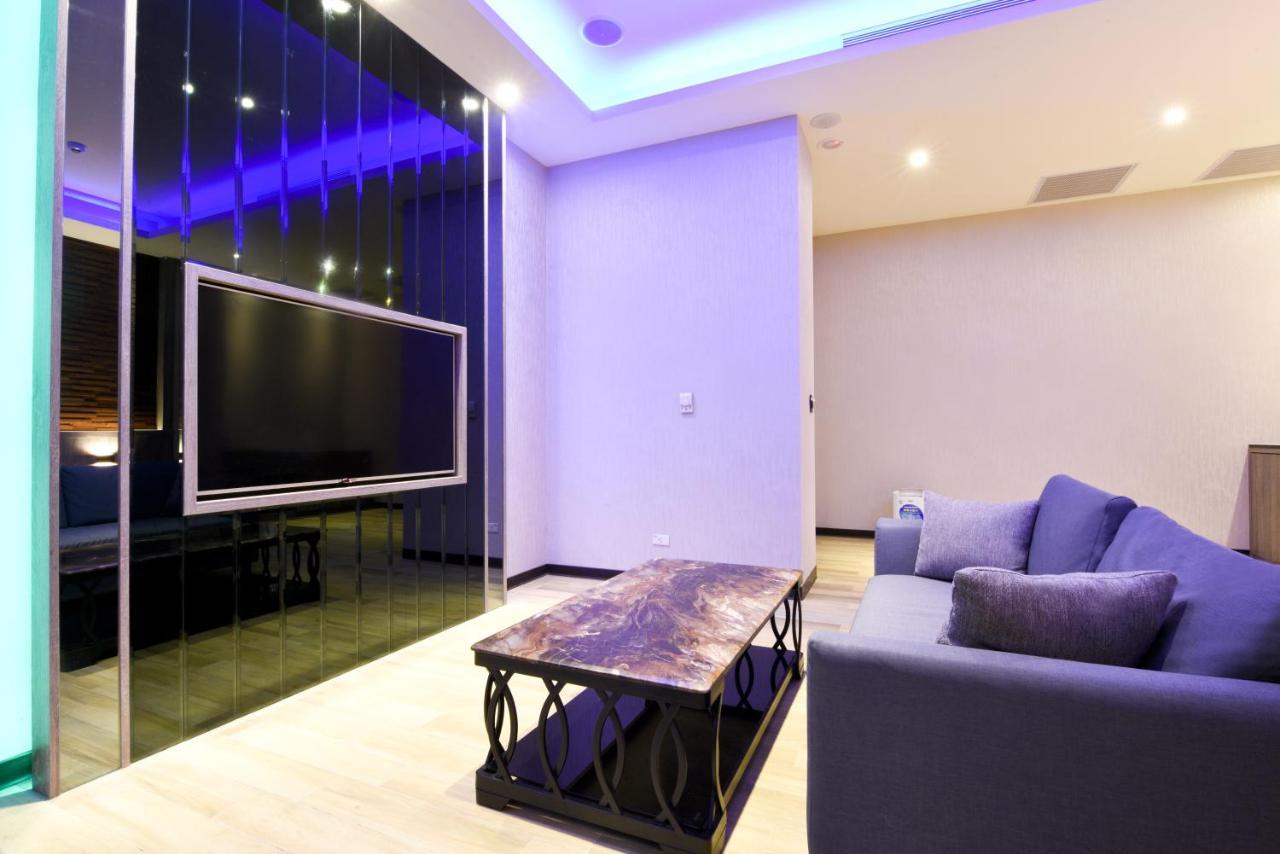 Purple Rainbow Motel Tajpej Zewnętrze zdjęcie