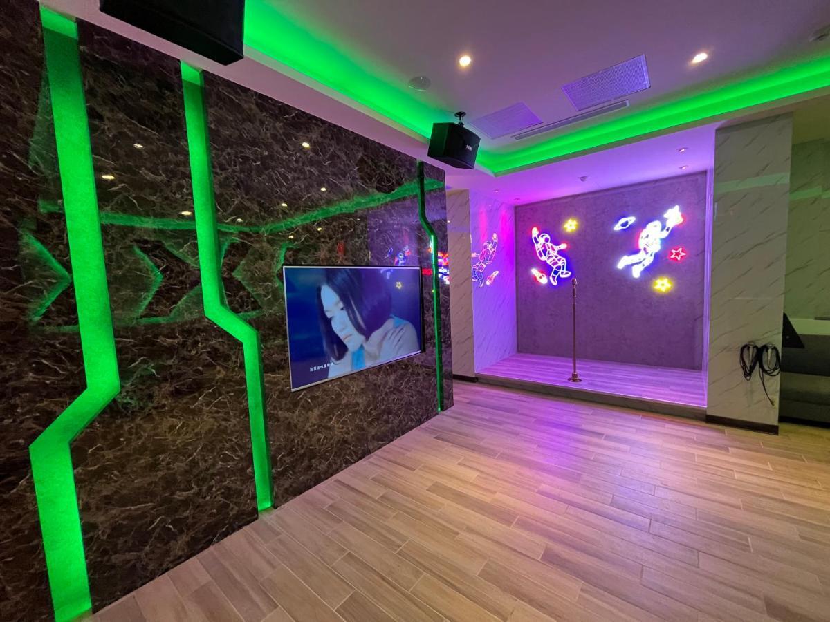 Purple Rainbow Motel Tajpej Zewnętrze zdjęcie