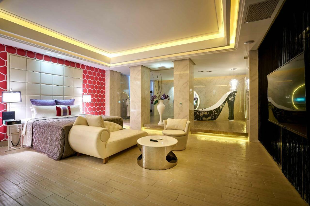 Purple Rainbow Motel Tajpej Zewnętrze zdjęcie